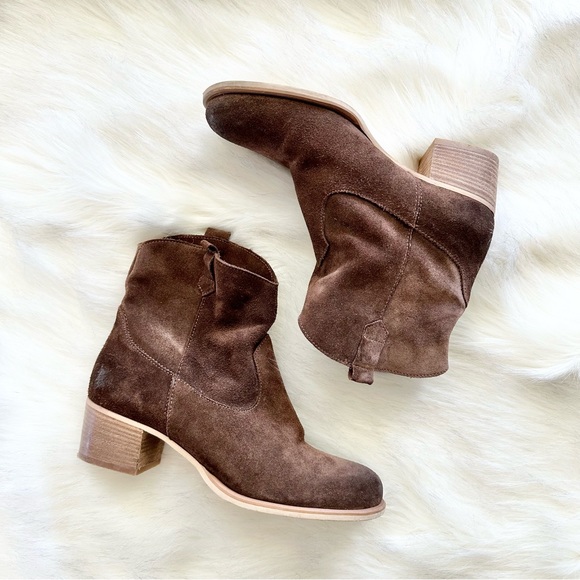 Sundance Shoes - Sundance Leann Suede Ankle Boots in Brown Size 38 Western